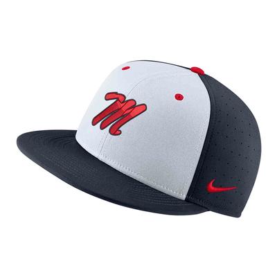 M OLE MISS AERO TRUE BASEBALL CAP WHITE_NAVY