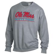 SCRIPT OLE MISS HOTTY TODDY BAR COMFORT WASH CREW